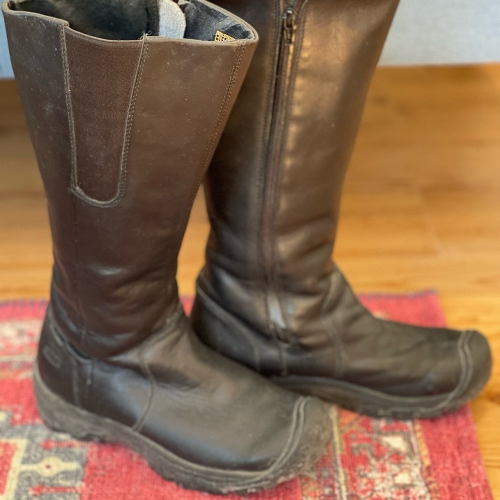 Keen Dry Women’s Black Waterproof Boot 8.5
